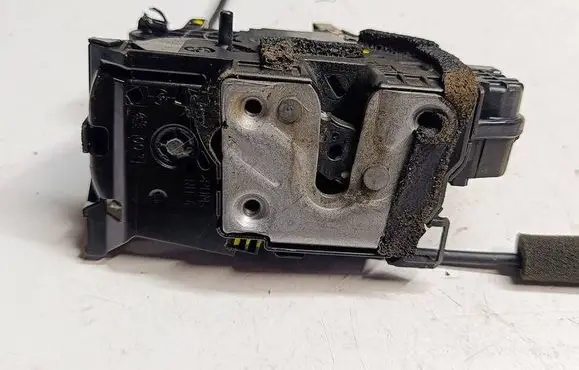 Renault Captur Rear door lock 805027072RS5 805027072R