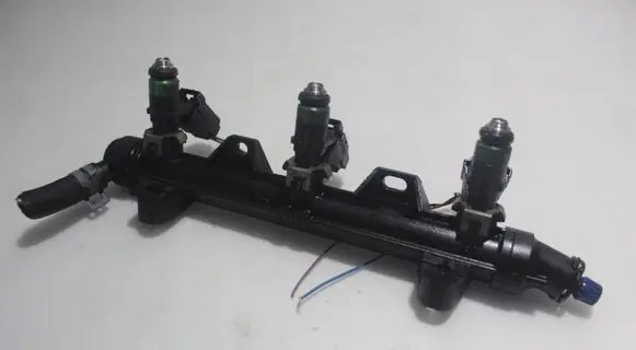 Volkswagen Polo Fuel main line pipe