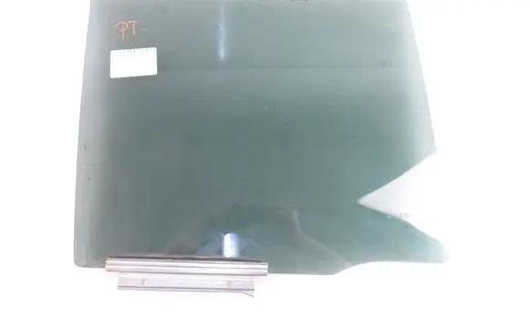 Suzuki Ignis Rear door window glass