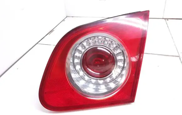 Volkswagen PASSAT B6 Rear/tail lights 3C5945094