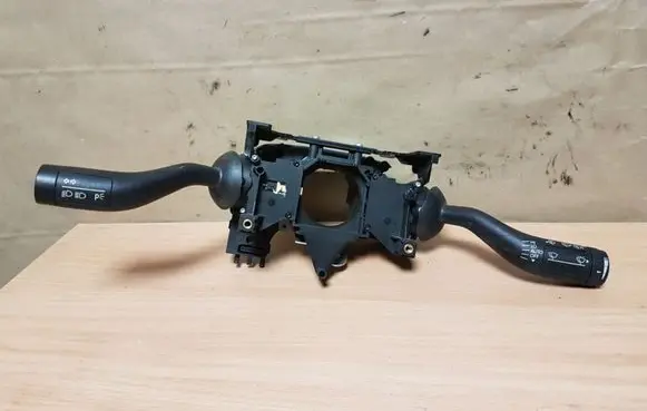 Volkswagen Touareg I Indicator stalk 7L6953503D7L6953549F 7L6953507AK