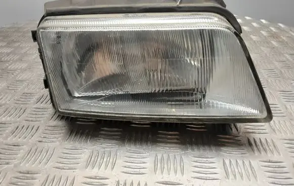 Audi A4 S4 B5 8D Headlight/headlamp 8D0941003C