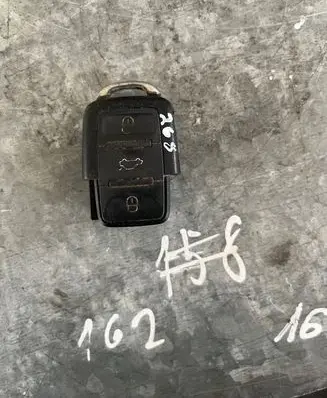 Volkswagen Golf V Ignition lock 1K0959753G DA103238