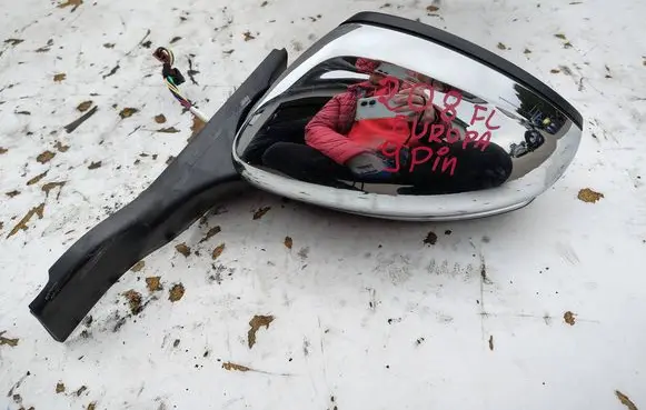 Peugeot 208 I Front door electric wing mirror 