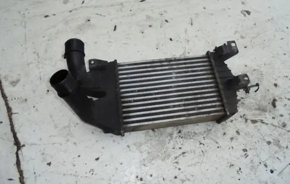 Volkswagen Amarok Intercooler radiator
