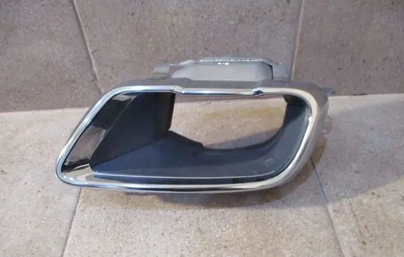 BMW X5 G05 Muffler trim 8074189