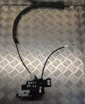 Peugeot 308cc Front door lock A01454 1221X2587I5