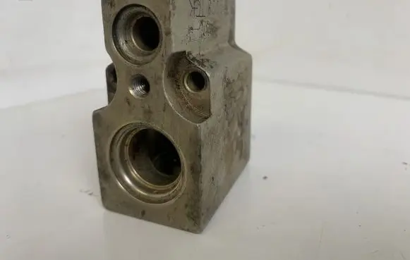 Air conditioning (A/C) expansion valve