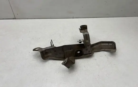 Audi A8 S8 D3 4E Other engine bay part 4E0422495B