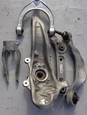 BMW 8 G14 Front control arm 6886907