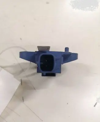 Volkswagen Golf V Airbag deployment crash/impact sensor 1K0955557A