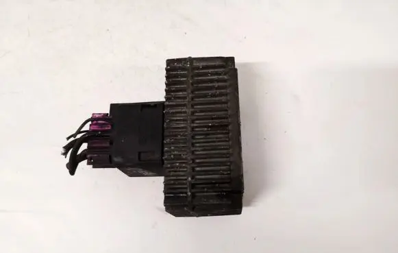 Opel Signum Glow plug pre-heat relay 55354141 51299018a