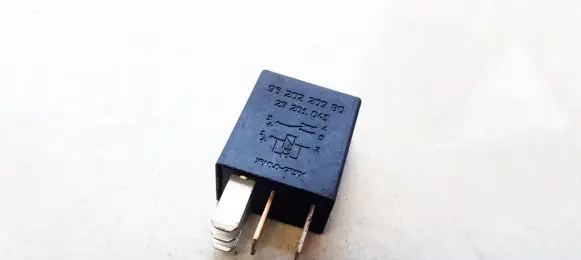 Peugeot 406 Other relay 9620220980