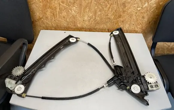 BMW 2 F44 Front window lifting mechanism without motor 938584102 9450539 7281623
