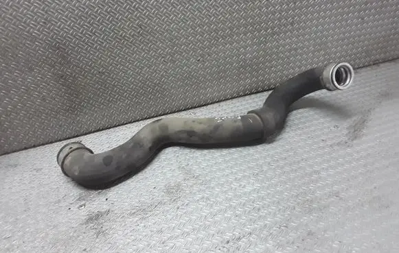 Mercedes-Benz C W203 Engine coolant pipe/hose