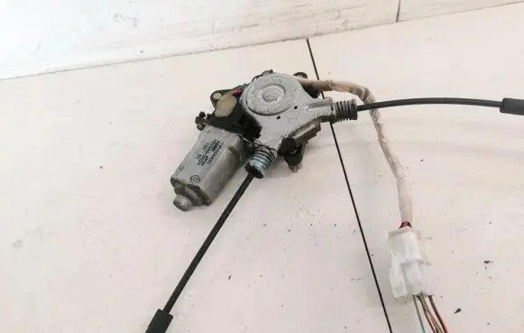 Mazda Premacy Front door window regulator motor 8620400024 862040-0024