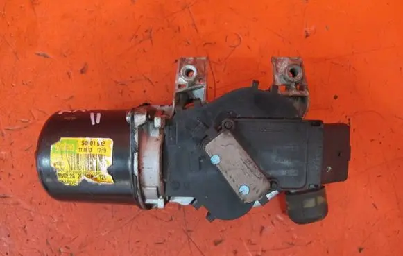 Renault Kangoo II Wiper motor 8200409692
