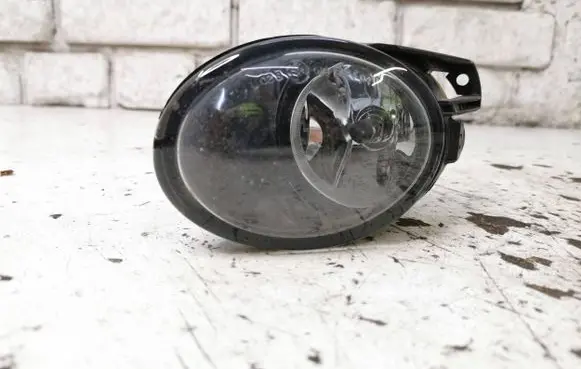 Volkswagen PASSAT B6 Front fog light