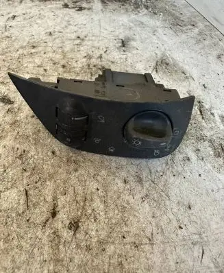 Volkswagen Caddy Light switch 6N1941531M