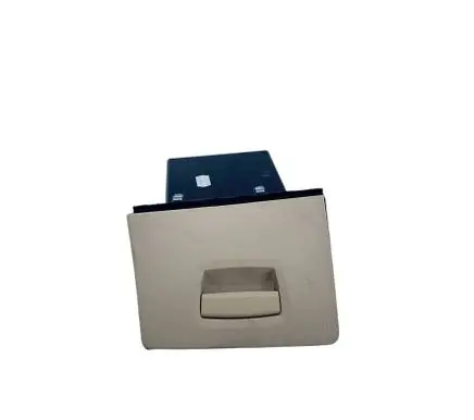 Glove box
