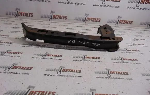 Honda CR-V Front bumper mounting bracket 