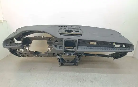 Polestar 2 Dashboard 31688524 P32372223 P31688518