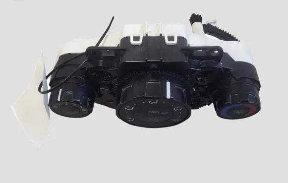 Ford Fiesta Climate control unit 8A6119980AG 8A6118549