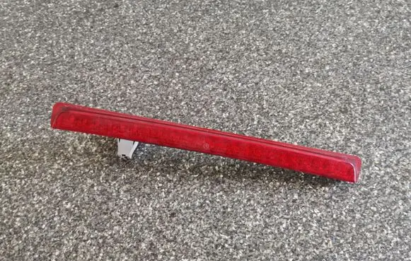 Mercedes-Benz C W203 Third/center stoplight A2038200356