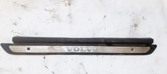Volvo S40, V40 Front sill trim cover 30818426