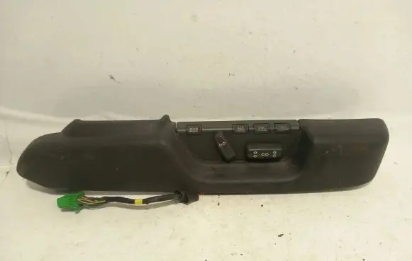 Volvo XC90 Seat control switch 9174420