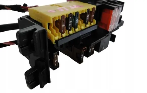 Mercedes-Benz EQC Fuse module A2059067200