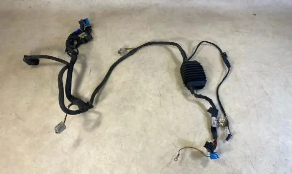 Mercedes-Benz G W461 W463 1st Gen Front door wiring loom A4635400706