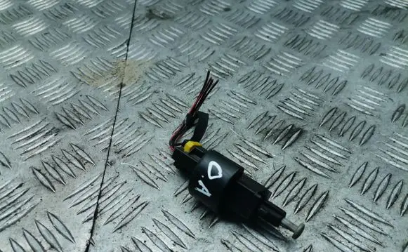 Opel Astra G Brake pedal sensor switch 09132299