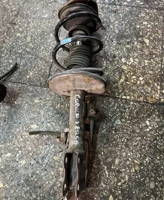 Toyota Corolla Verso AR10 Front shock absorber/damper