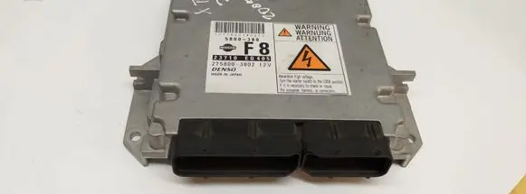 Nissan X-Trail T30 Engine control unit/module 5800380 2758003802