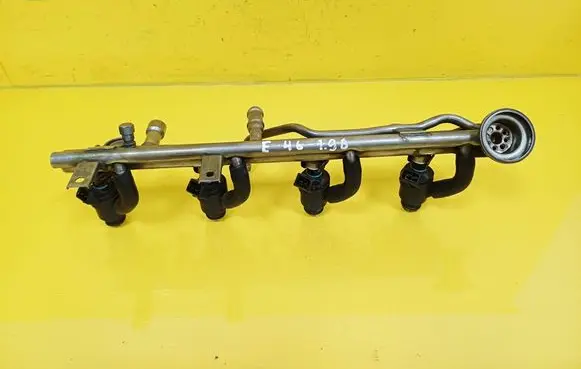 BMW 3 E46 Fuel main line pipe 1247931 D3768FA