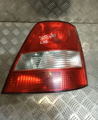 KIA Sorento Headlight/headlamp