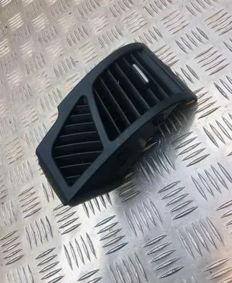 BMW 1 E81 E87 Dashboard side air vent grill/cover trim 705918812