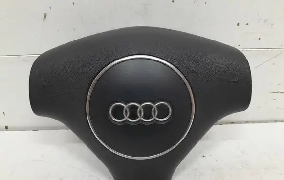 Audi A3 S3 8P Steering wheel airbag 8E0880201AT