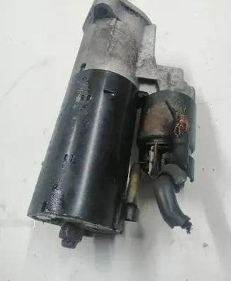 Volkswagen PASSAT B5 Starter motor