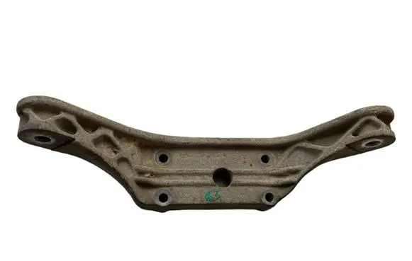 Land Rover Range Rover Evoque L538 Rear differential/diff mount bracket 6527110600