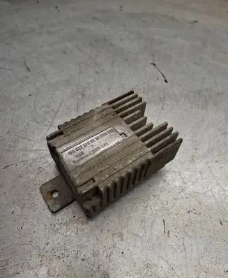 Coolant fan relay