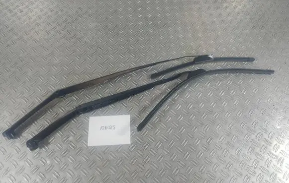 Hyundai Ioniq 5 Front wiper blade arm