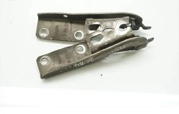 Mitsubishi Colt Engine bonnet/hood hinges MR959411 MR959412