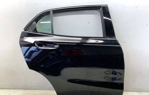 Mercedes-Benz GLA W156 X156 Rear door 