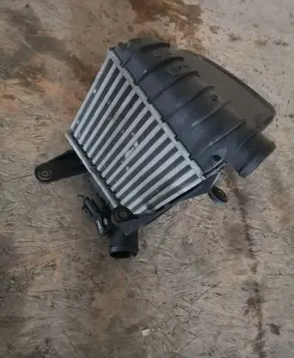Volkswagen Cross Polo Intercooler radiator 6Q0145804A