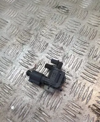 Audi A4 S4 B6 8E 8H Valve vacuum 1J0906283C