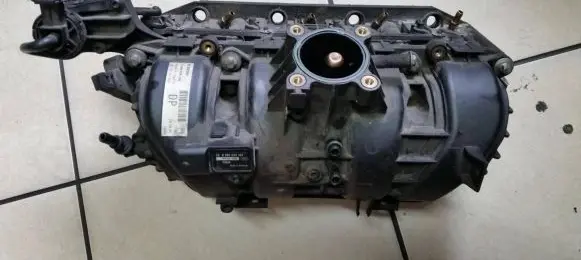 Opel Corsa D Intake manifold 55557904 0280800034