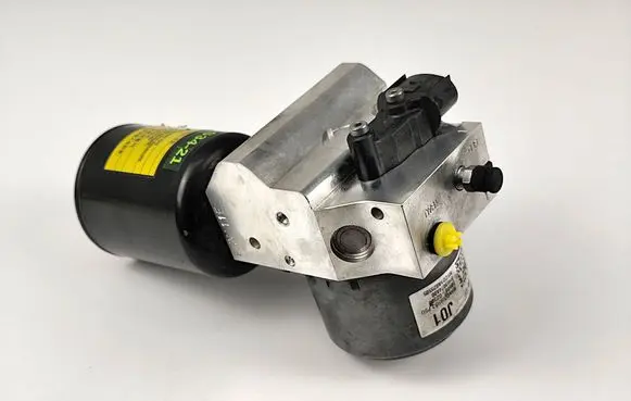 Hyundai Ioniq ABS Pump 58600G2300 BH63074A00