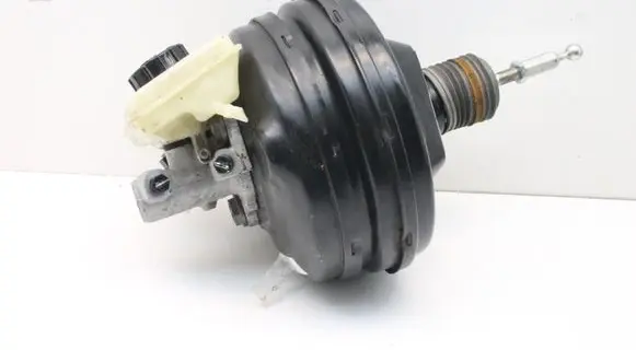 Audi A4 S4 B7 8E 8H Brake booster 8E0612105Q